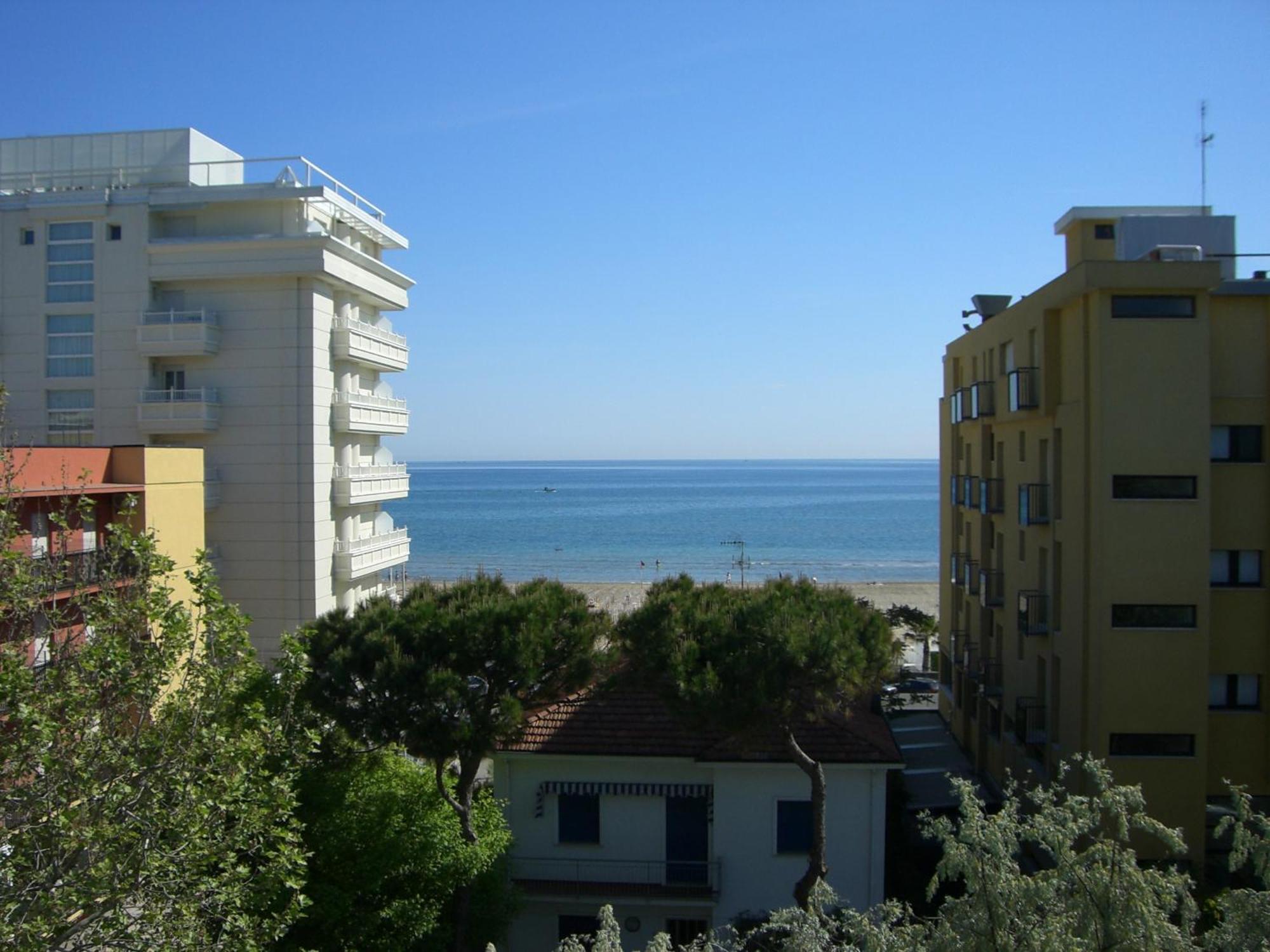 Hotel Taunus - Vista Mare Riccione Eksteriør billede
