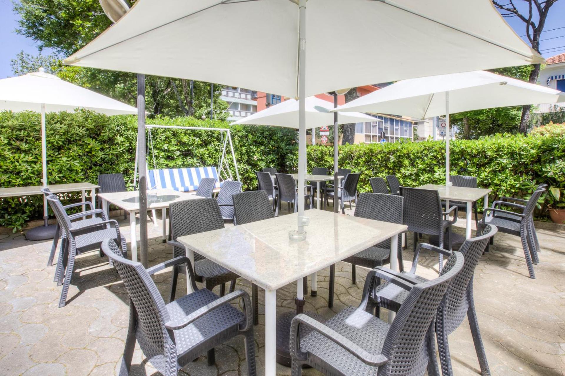 Hotel Taunus - Vista Mare Riccione Eksteriør billede