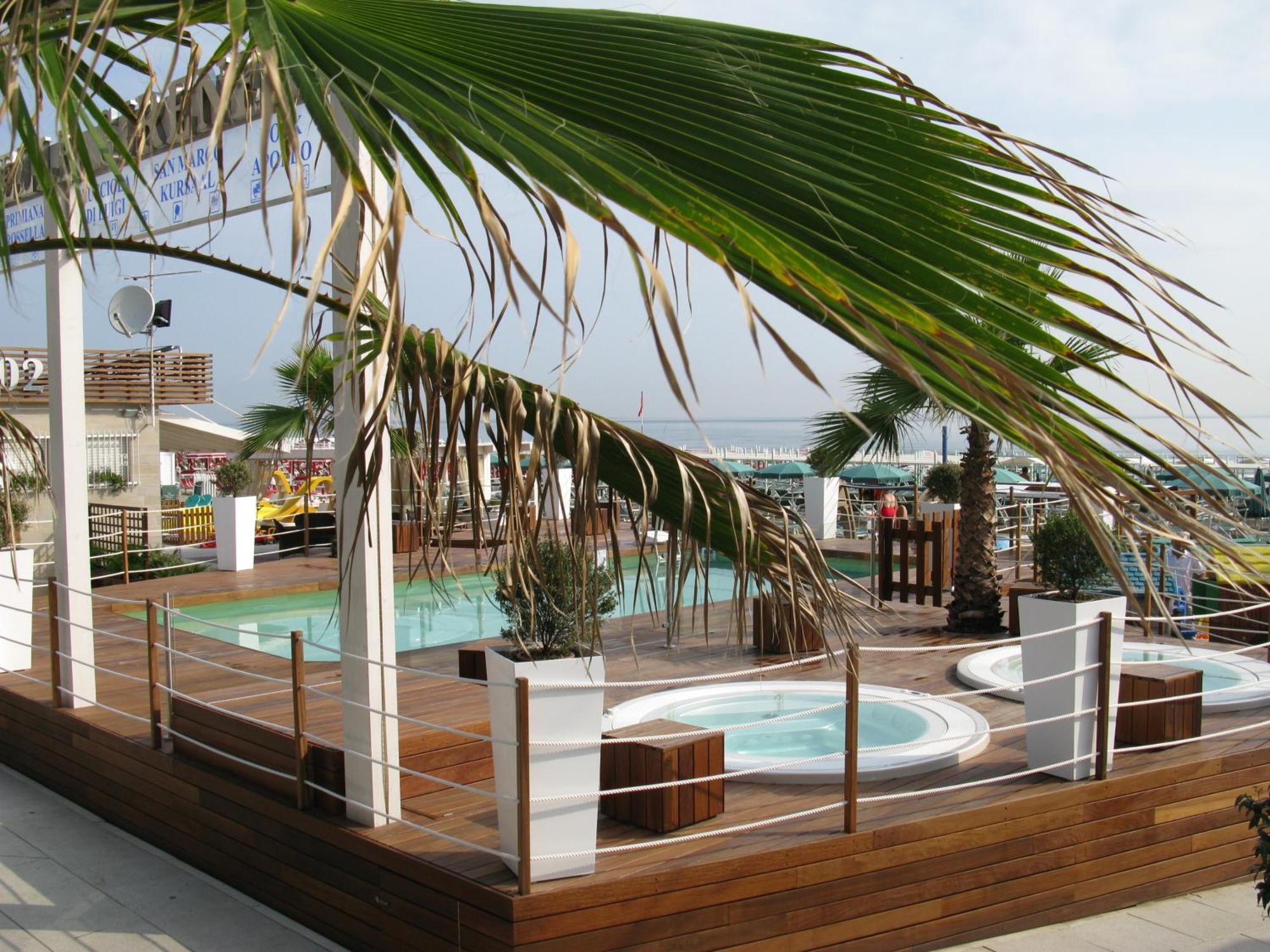 Hotel Taunus - Vista Mare Riccione Eksteriør billede